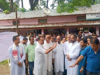 Protest against electricity department 